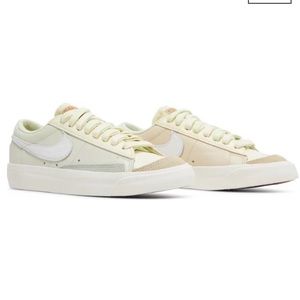 Womens Nike Blazer Low 77 sea glass